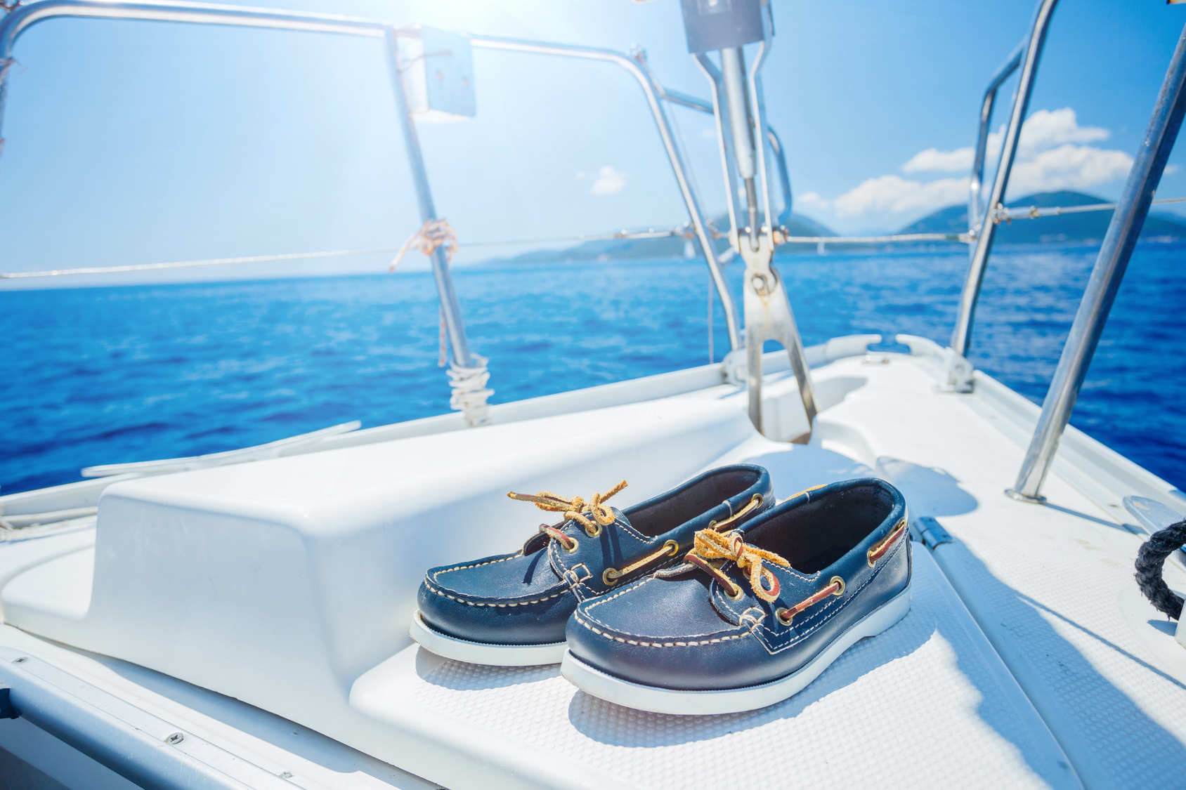 Best Shoes & Boots for Sailing- Reviewed & Compared